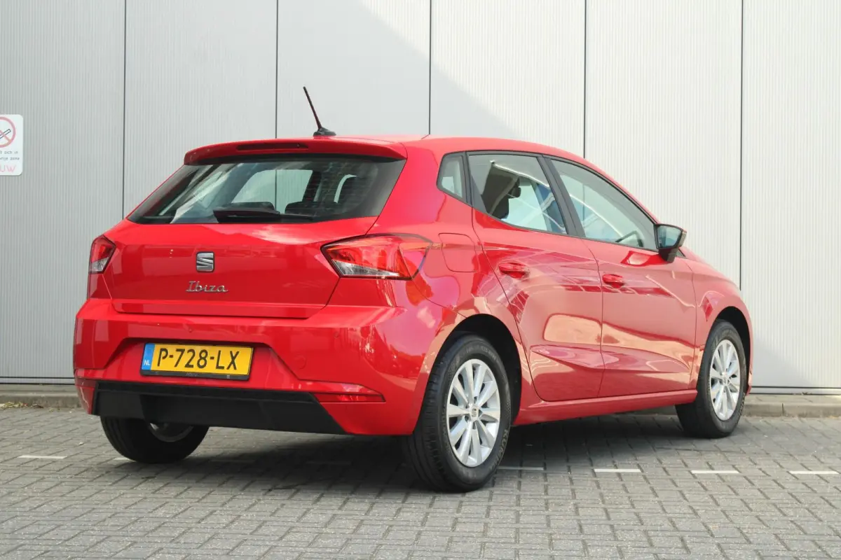 1.0 EcoTSI 95pk Style | Cruise Control | Apple CarPlay/ Android Auto | Airco Automatische | Parkeersensoren Achter