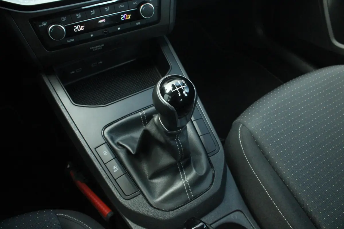 1.0 EcoTSI 95pk Style | Cruise Control | Apple CarPlay/ Android Auto | Airco Automatische | Parkeersensoren Achter