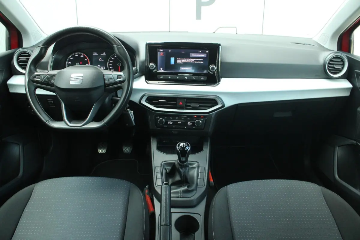 1.0 EcoTSI 95pk Style | Cruise Control | Apple CarPlay/ Android Auto | Airco Automatische | Parkeersensoren Achter