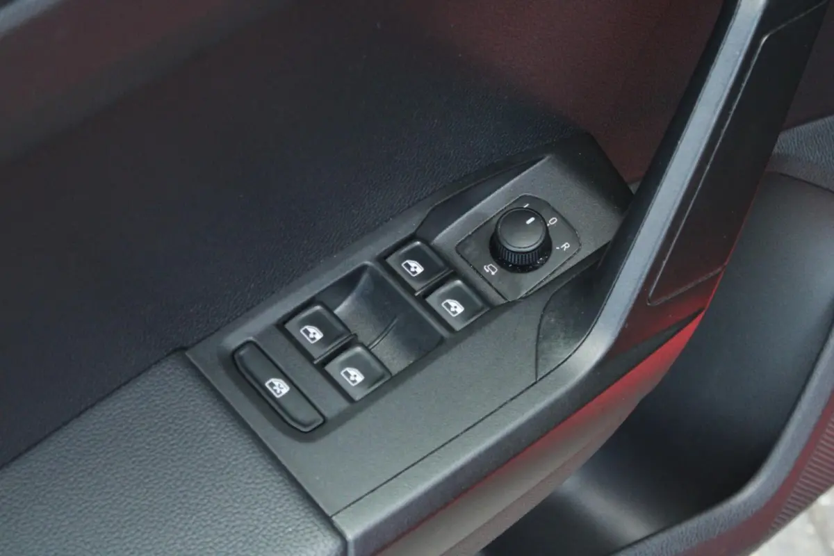 1.0 EcoTSI 95pk Style | Cruise Control | Apple CarPlay/ Android Auto | Airco Automatische | Parkeersensoren Achter