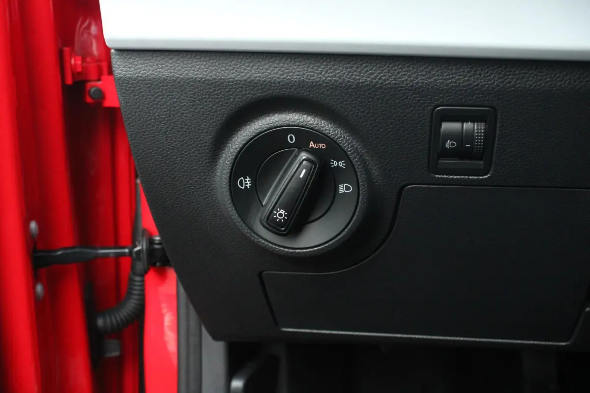 1.0 EcoTSI 95pk Style | Cruise Control | Apple CarPlay/ Android Auto | Airco Automatische | Parkeersensoren Achter