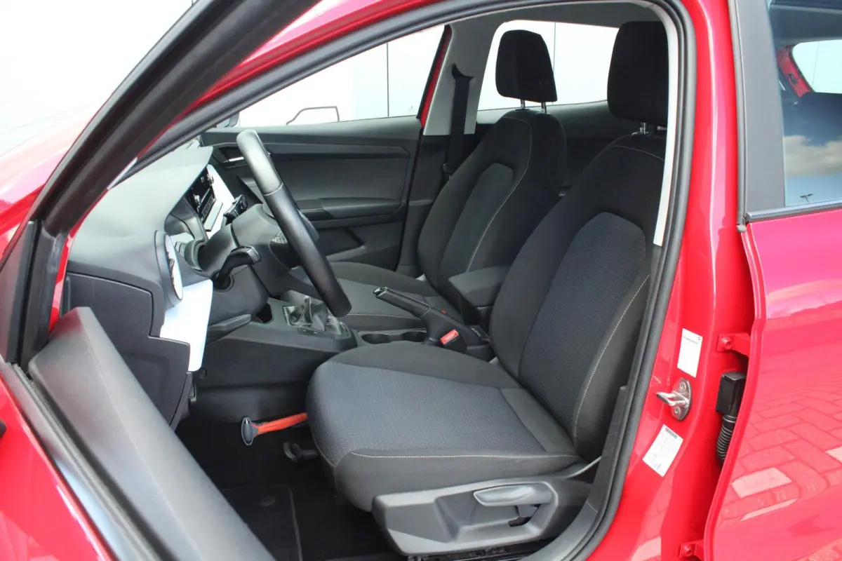 1.0 EcoTSI 95pk Style | Cruise Control | Apple CarPlay/ Android Auto | Airco Automatische | Parkeersensoren Achter
