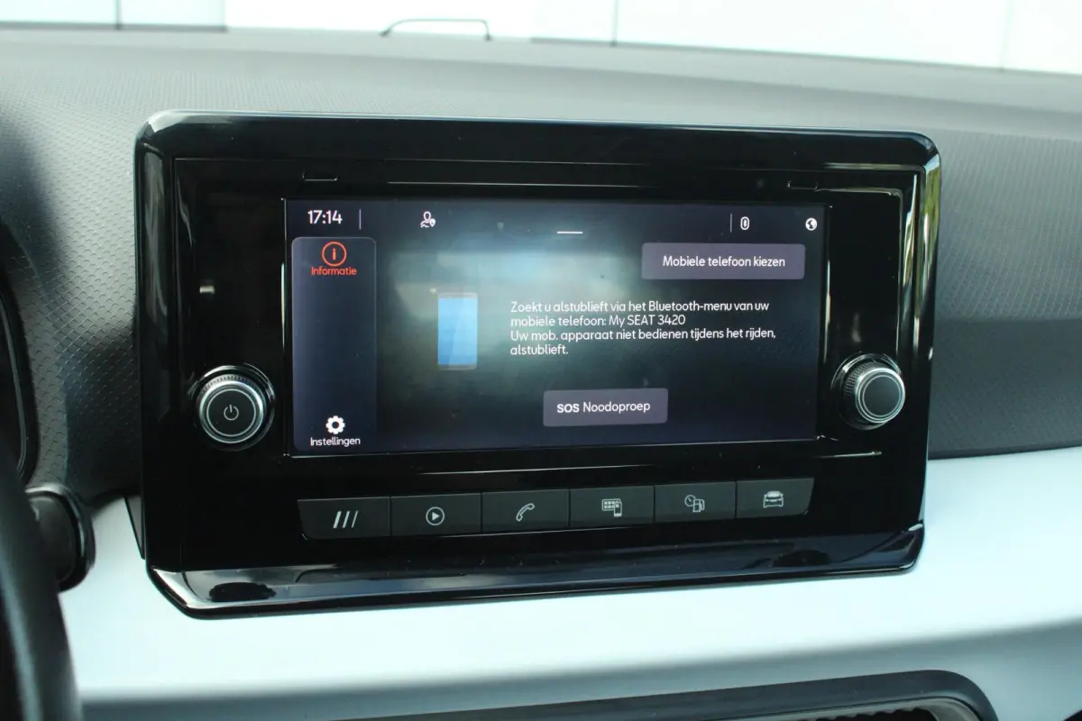 1.0 EcoTSI 95pk Style | Cruise Control | Apple CarPlay/ Android Auto | Airco Automatische | Parkeersensoren Achter