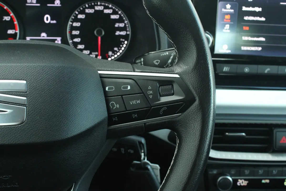 1.0 EcoTSI 95pk Style | Cruise Control | Apple CarPlay/ Android Auto | Airco Automatische | Parkeersensoren Achter
