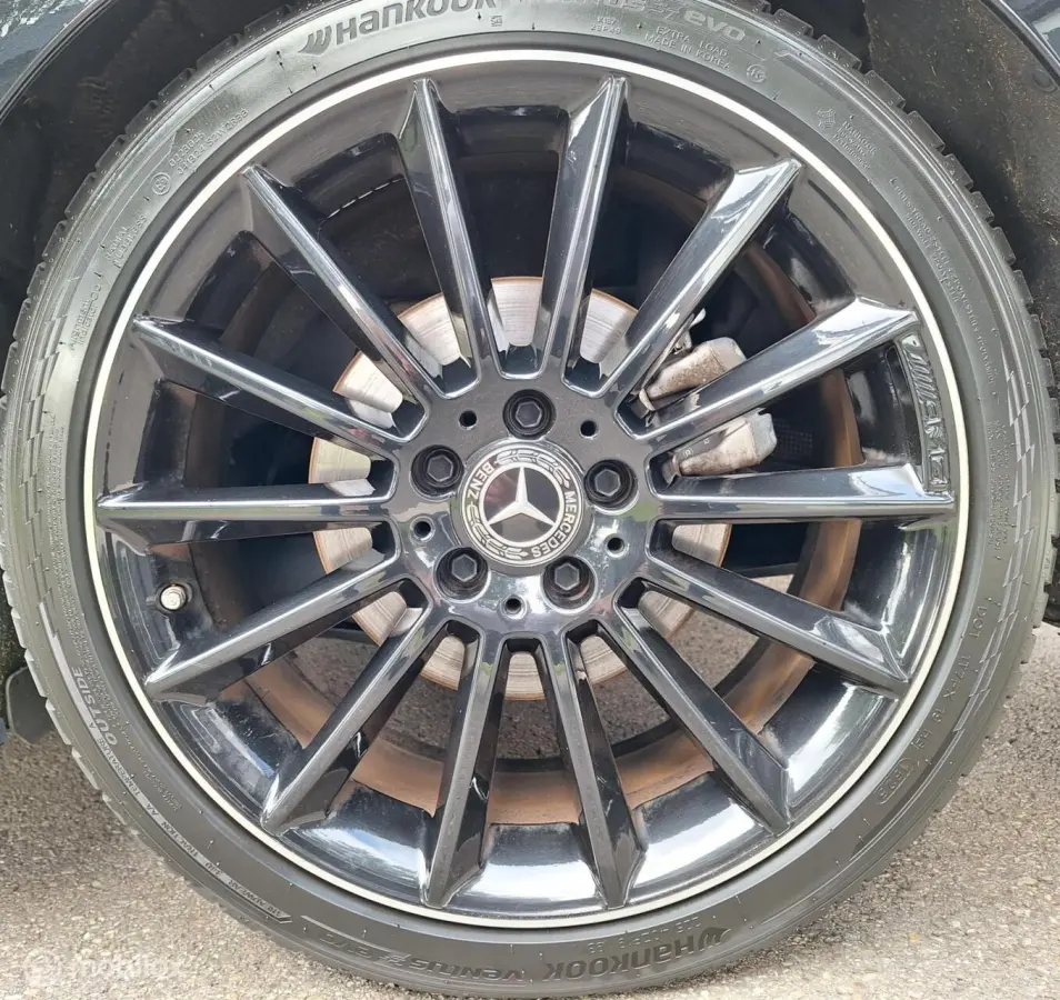200 AMG Line NL-Auto ! BTW-Auto ! Panoramadak, 19" LM-velgen, Cruise-Control, Climate-Control, Led, Verwarmde voorstoelen.