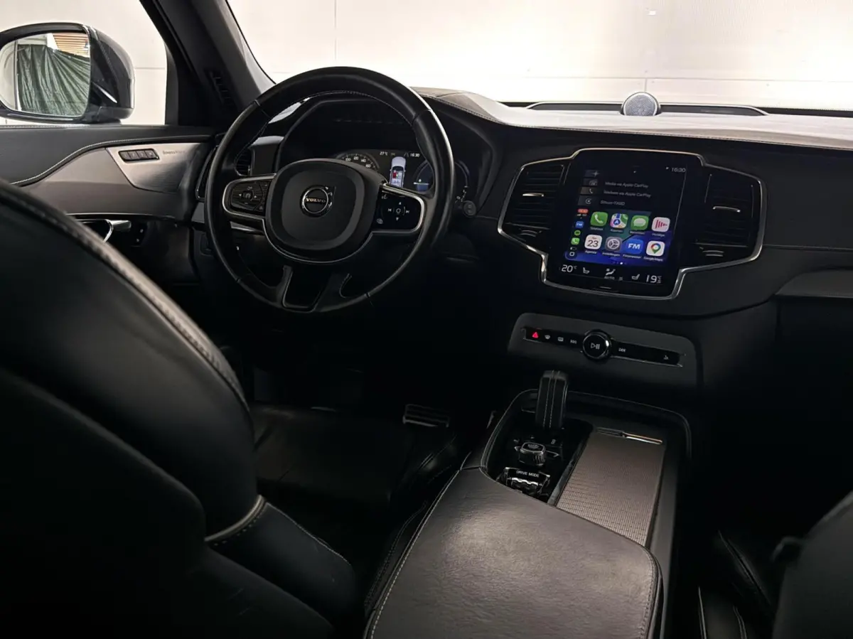 2.0 T8 Recharge AWD R-Design Pano B&W 360º Luchtvering Trekh.