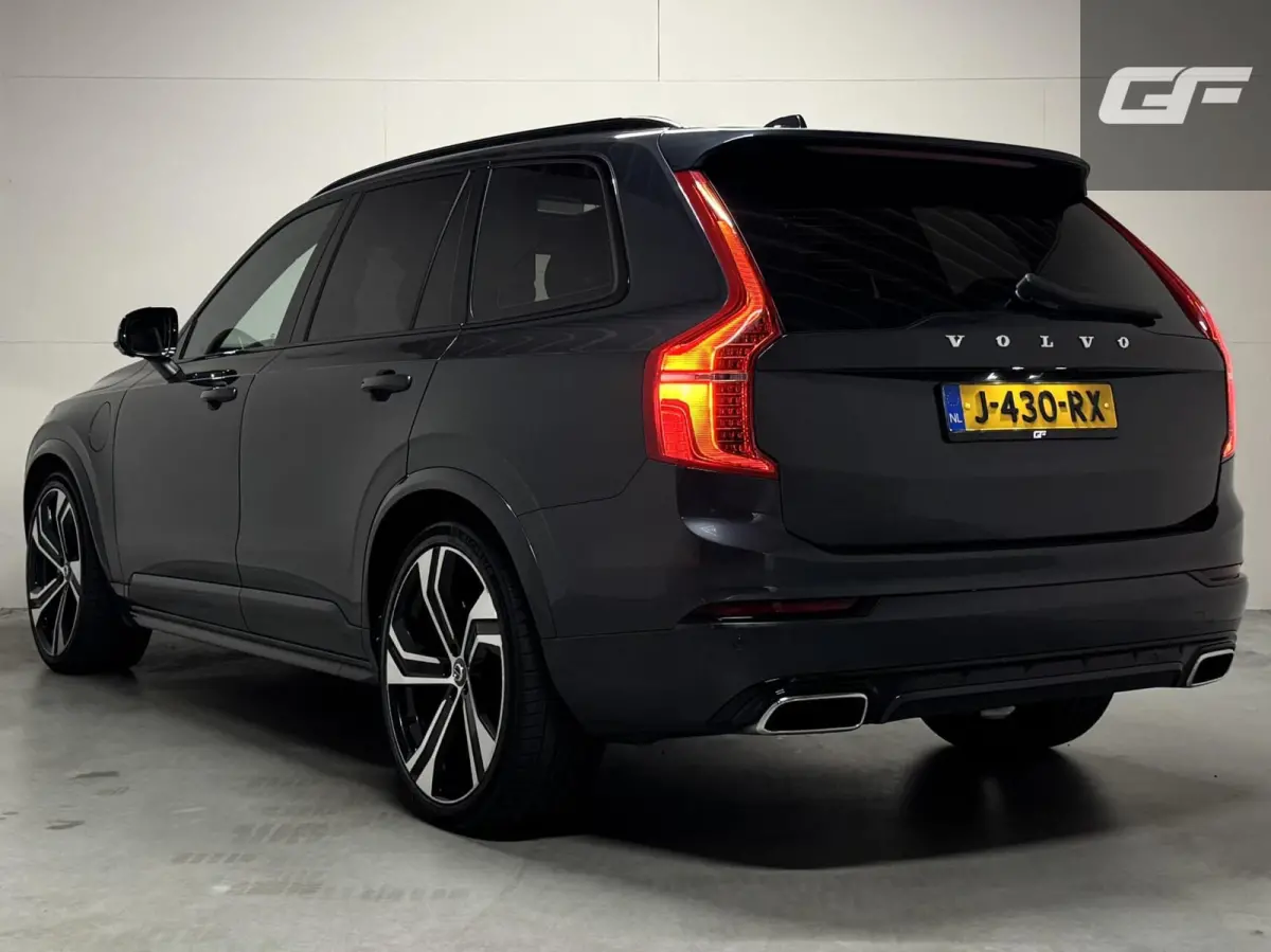 2.0 T8 Recharge AWD R-Design Pano B&W 360º Luchtvering Trekh.