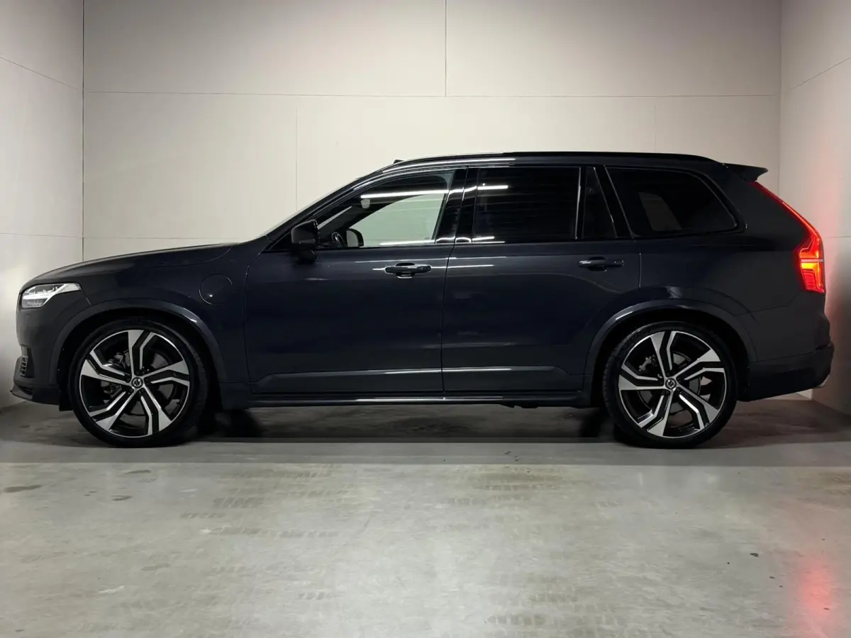 2.0 T8 Recharge AWD R-Design Pano B&W 360º Luchtvering Trekh.