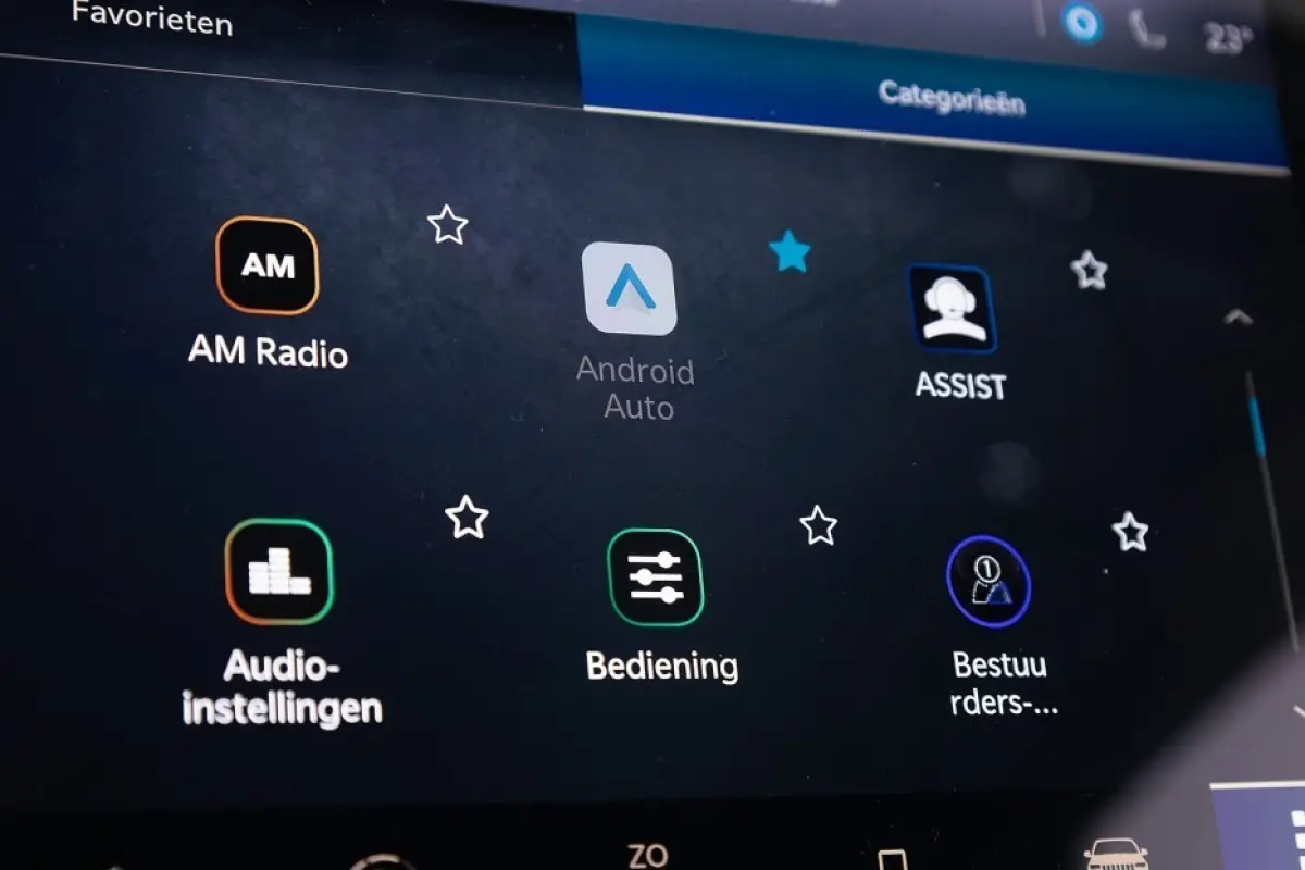 4xe 190 Plug-in Hybrid Night Eagle | CARPLAY | LED | VELGEN !