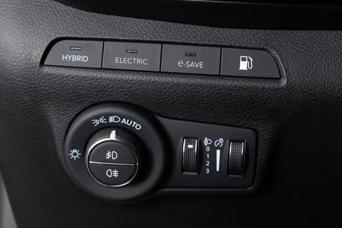 4xe 190 Plug-in Hybrid Night Eagle | CARPLAY | LED | VELGEN !