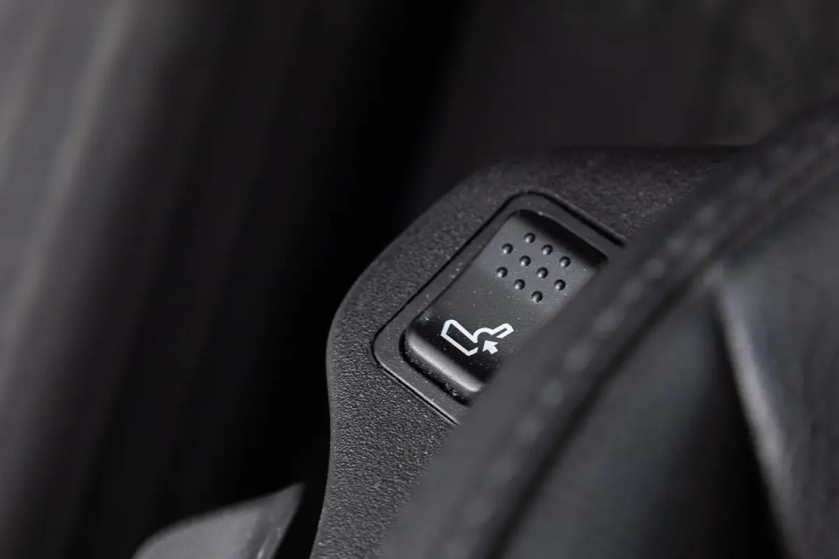 4xe 190 Plug-in Hybrid Night Eagle | CARPLAY | LED | VELGEN !