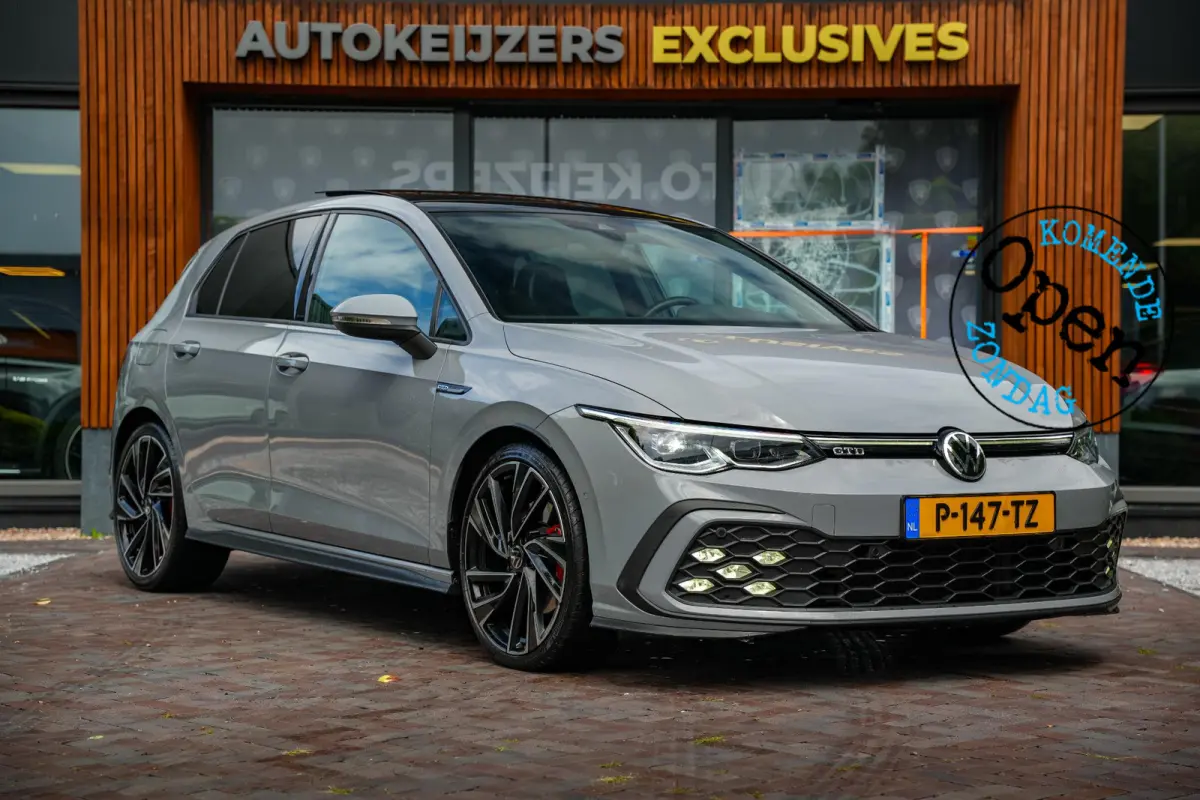2.0 TDI GTD Panoramadak IQ Light Harman/Kardon Keyless 19''LM Nardo Grey