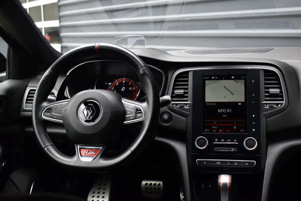 1.8 TCe 280 RS | 4Control | Head-Up | CarPlay | 19'' Wielen | Stoelverwarming |