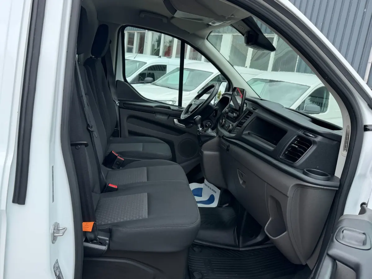 300 2.0 TDCI L2H1 Trend / Camera / app connect / 3 zits / cruise