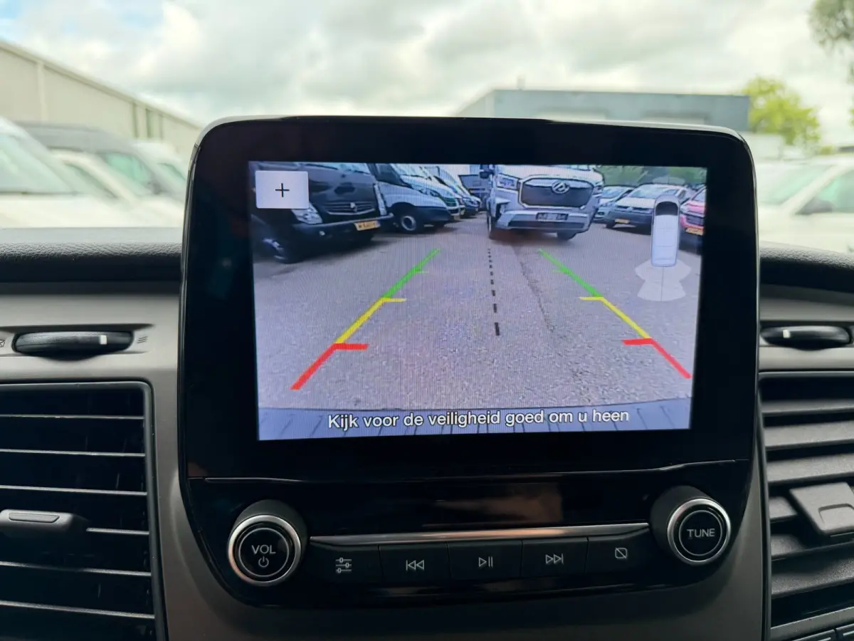 300 2.0 TDCI L2H1 Trend / Camera / app connect / 3 zits / cruise