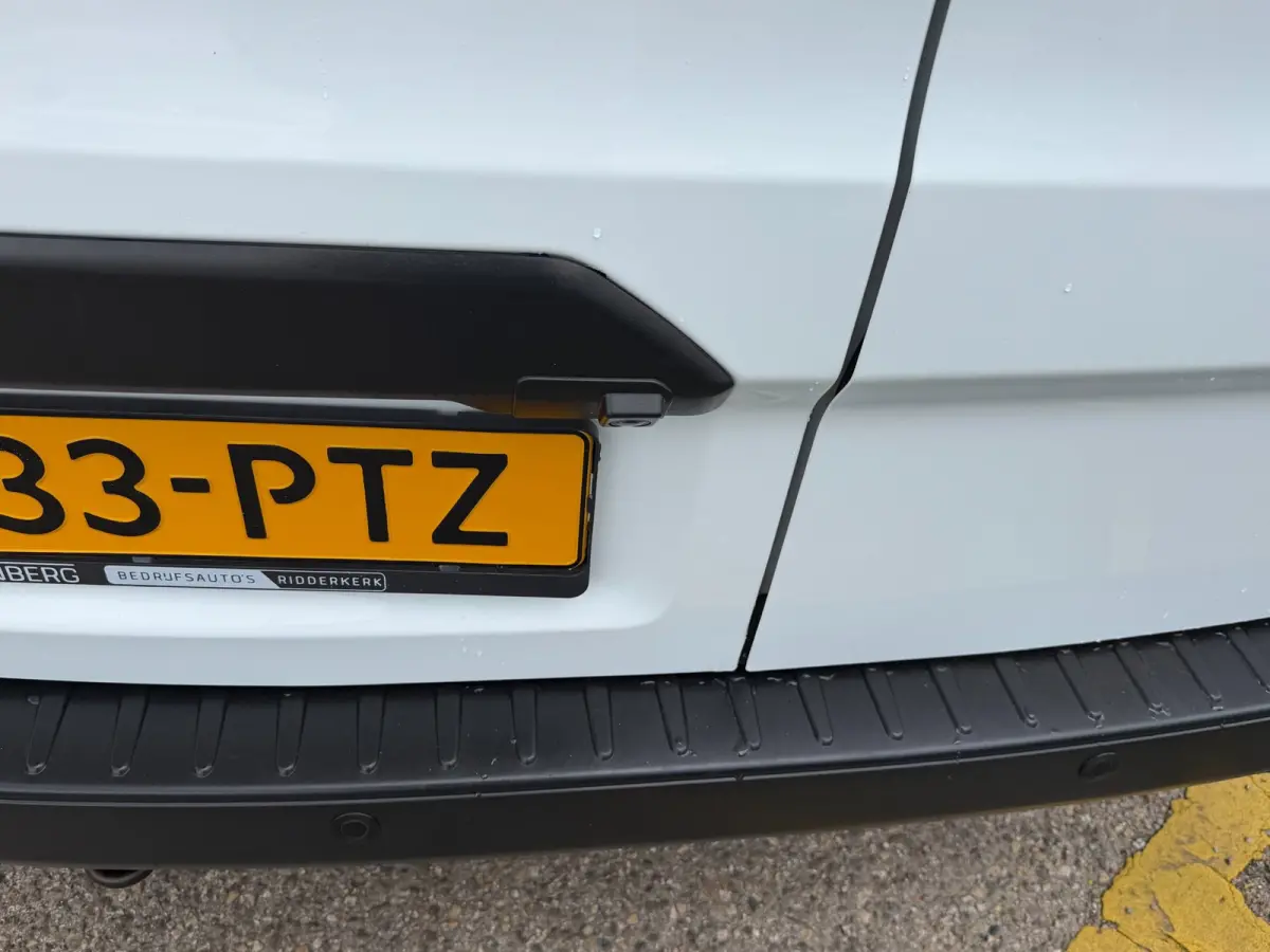 300 2.0 TDCI L2H1 Trend / Camera / app connect / 3 zits / cruise