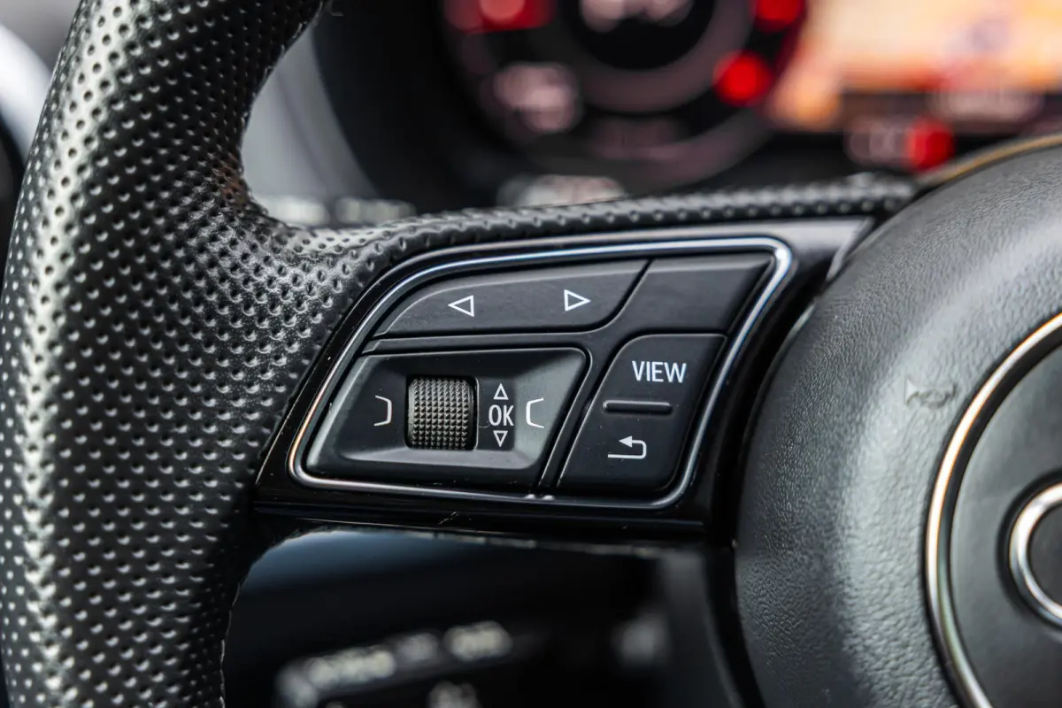 35 TFSI 150pk S-tronic S Edition | Camera | Smartphone Interface | Matrix LED | PDC | Optiek Zwart
