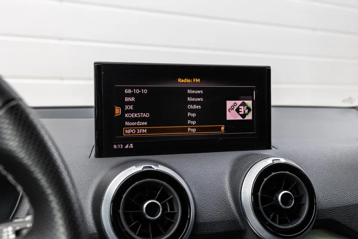 35 TFSI 150pk S-tronic S Edition | Camera | Smartphone Interface | Matrix LED | PDC | Optiek Zwart