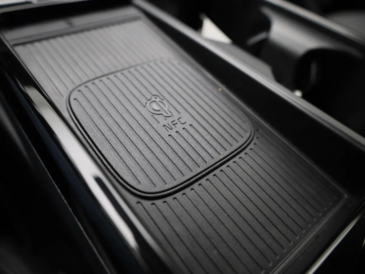 1.6 T-GDI PHEV Premium | LEER | CAMERA | STOEL-STUURWIELVERWARMING | STOELVERKOELING | NAVIGATIE | KRELL AUDIO