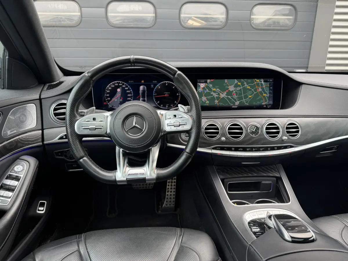 400d 4Matic Lang AMG | Panoramadak | 360* Camera | Massage | Head-Up | Stoelventilatie/Verwarming | Sfeerverlichting |