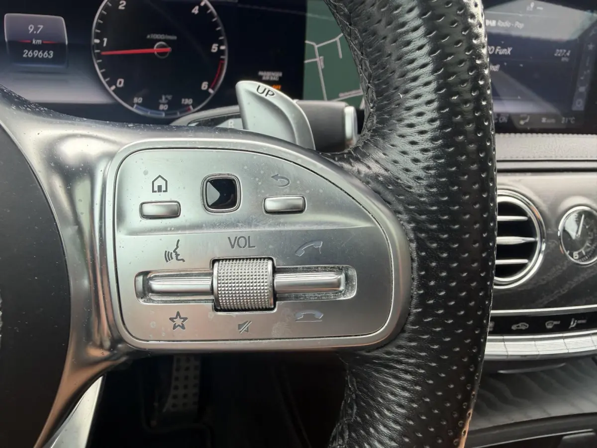 400d 4Matic Lang AMG | Panoramadak | 360* Camera | Massage | Head-Up | Stoelventilatie/Verwarming | Sfeerverlichting |