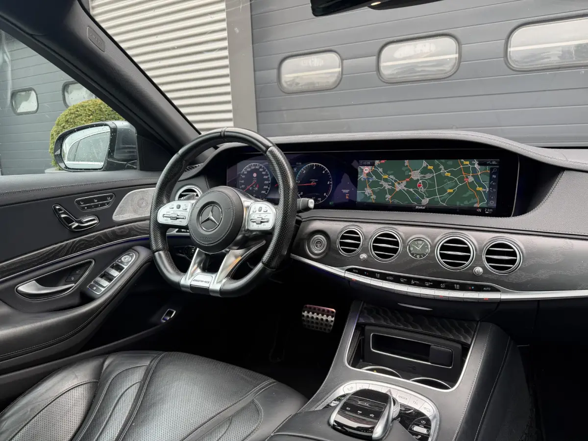 400d 4Matic Lang AMG | Panoramadak | 360* Camera | Massage | Head-Up | Stoelventilatie/Verwarming | Sfeerverlichting |