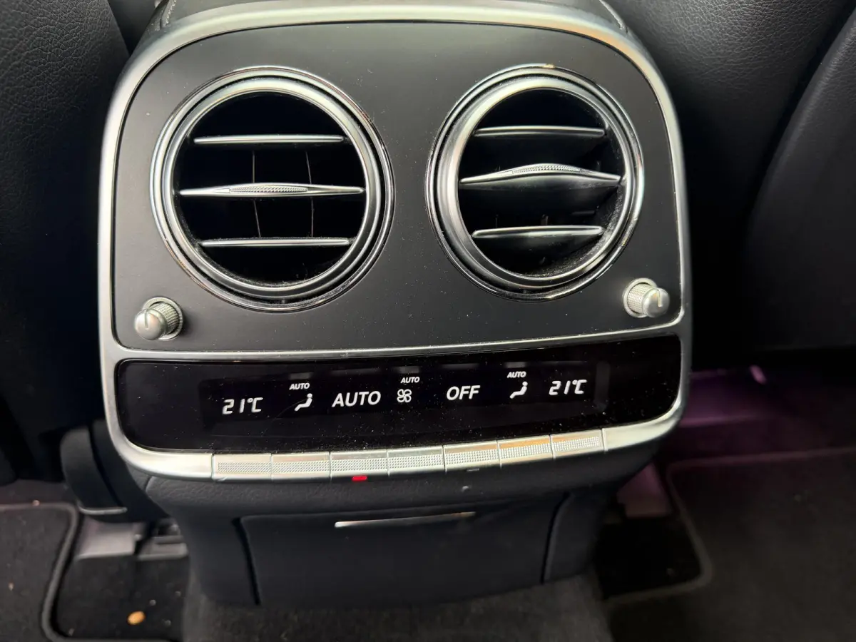 400d 4Matic Lang AMG | Panoramadak | 360* Camera | Massage | Head-Up | Stoelventilatie/Verwarming | Sfeerverlichting |