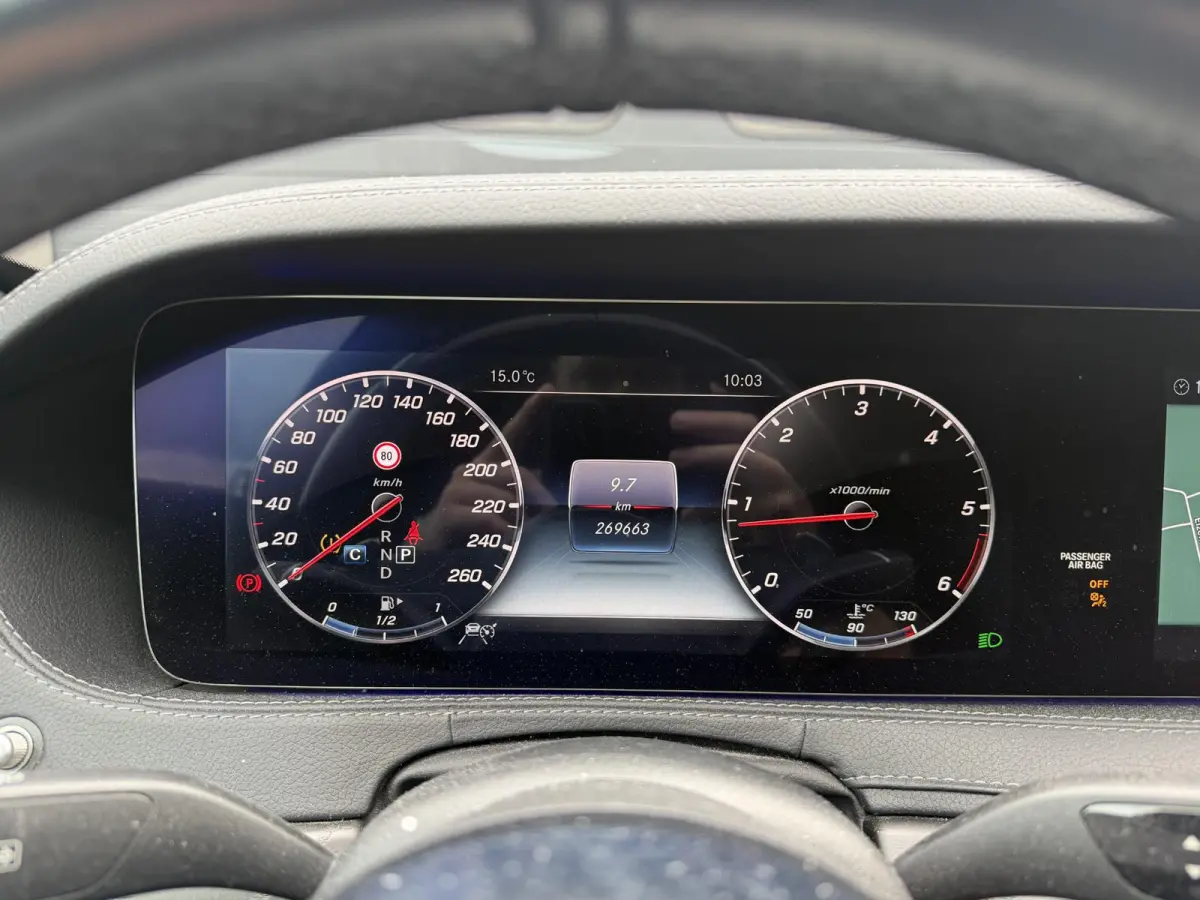 400d 4Matic Lang AMG | Panoramadak | 360* Camera | Massage | Head-Up | Stoelventilatie/Verwarming | Sfeerverlichting |