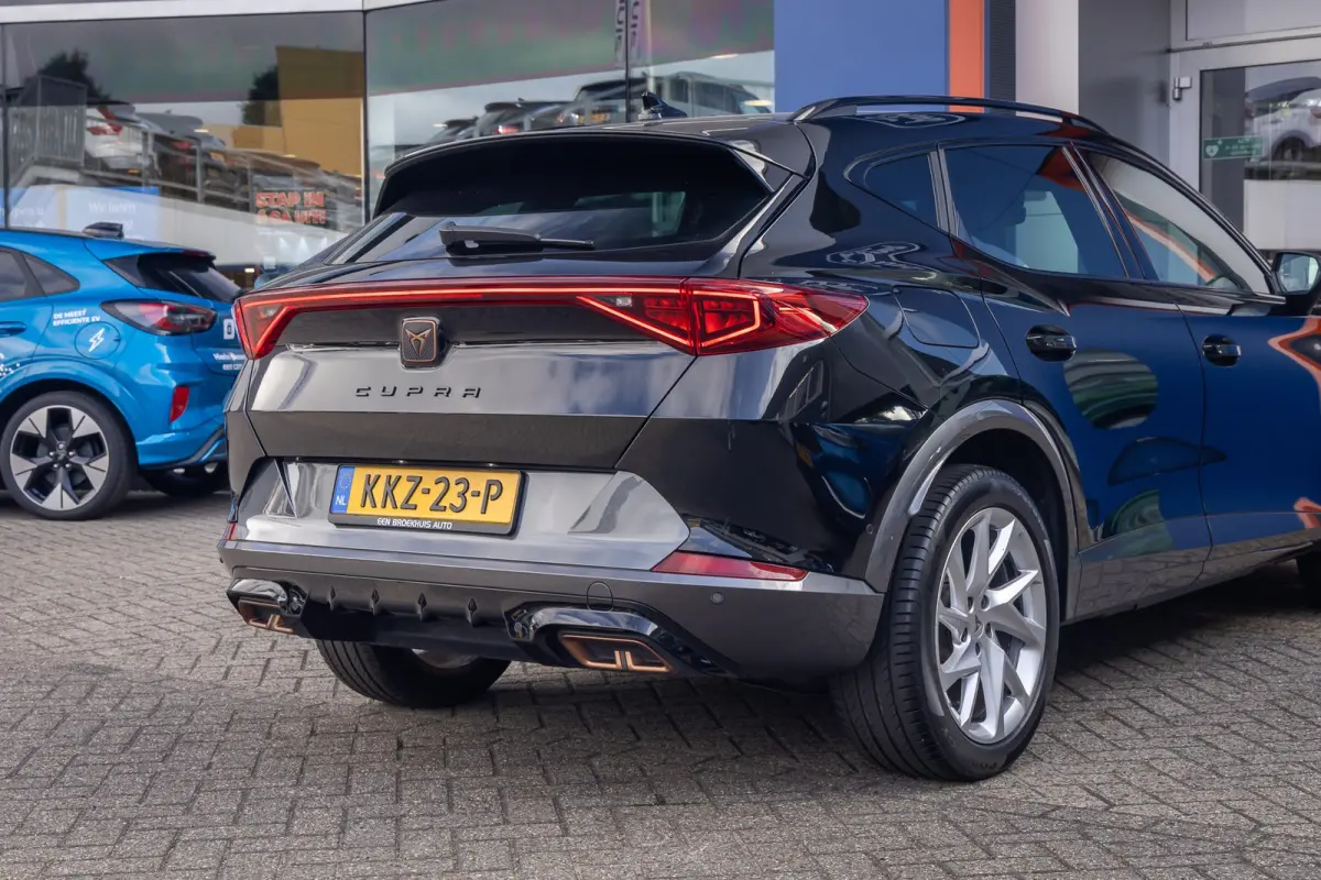1.4 e-Hybrid Business | Cruise control adaptief | Apple Carplay/Android Auto | Full-LED | Digitaal dashboard | Keyless start | Airco (automatisch) | Apple Carplay/Android Auto|telefoonintegr