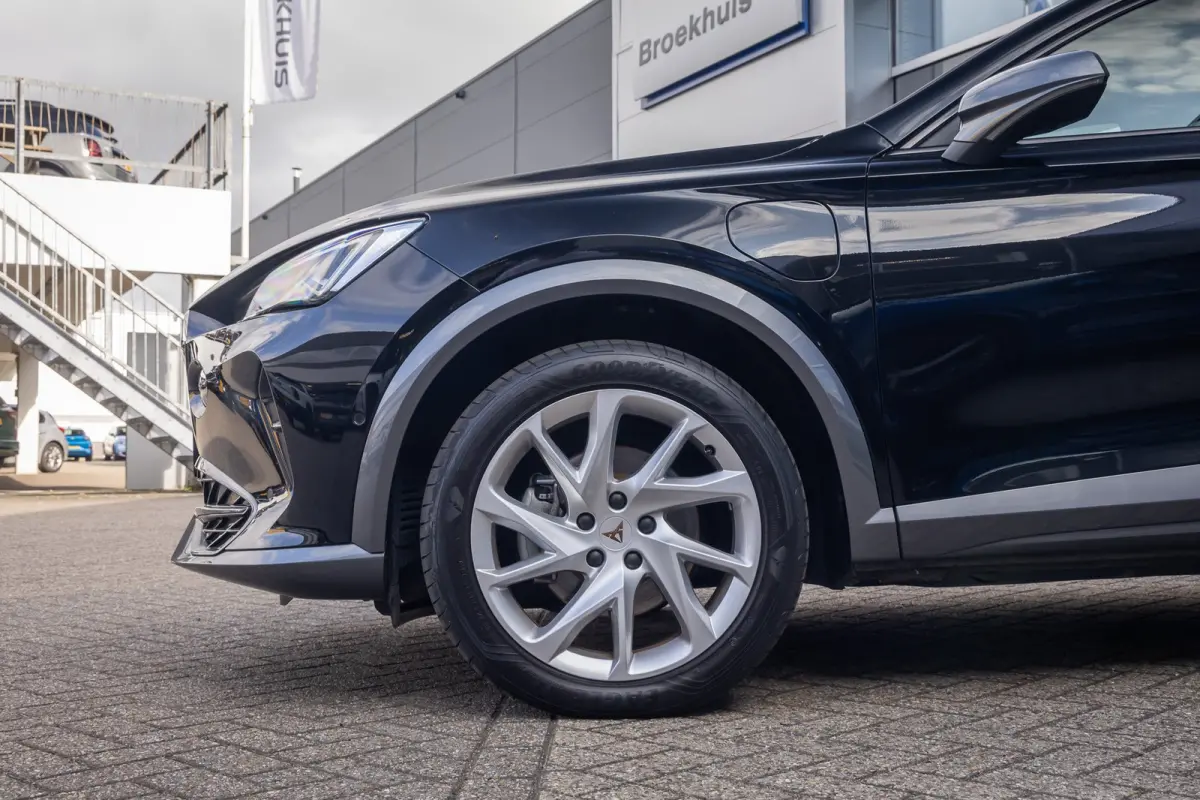 1.4 e-Hybrid Business | Cruise control adaptief | Apple Carplay/Android Auto | Full-LED | Digitaal dashboard | Keyless start | Airco (automatisch) | Apple Carplay/Android Auto|telefoonintegr