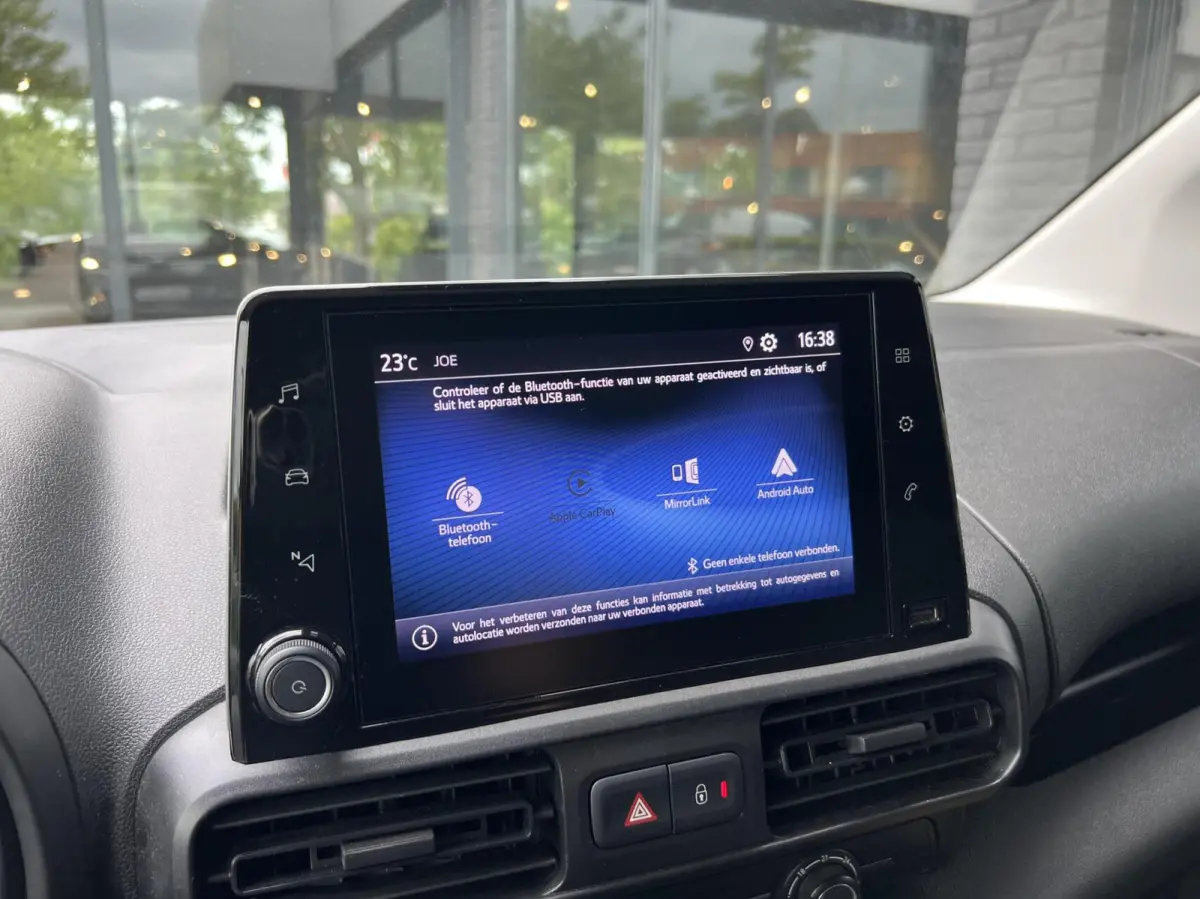 1.5 D-4D Live I 48.501 km I Topstaat