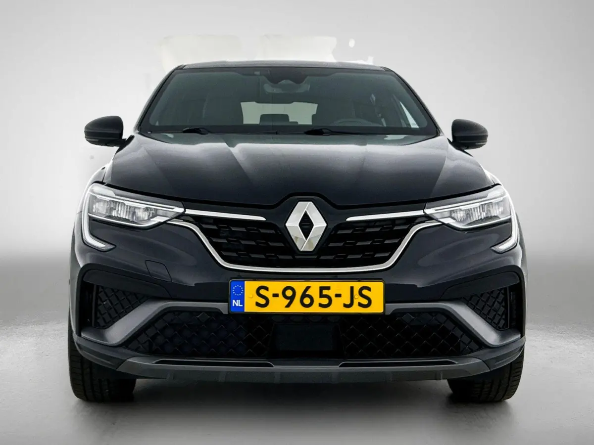 1.6 E-Tech Full Hybrid 145 R.S. Line | APPLE CARPLAY | ANDROID AUTO | LEDER | TREKHAAK | ACHTERUITRIJCAMERA | PARKEERSENSOREN | DAB RADIO | RIJSTROOKHULP | CRUISE CONTROL | STOELVERWARMING |