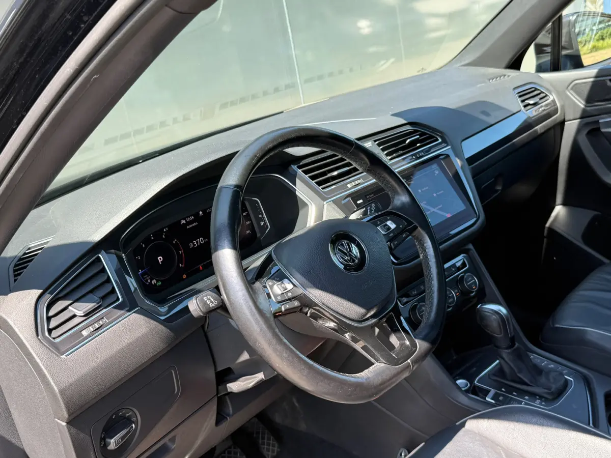 1.5 TSI Highline R-Line 7pers Pano|Leder|Stuurver|Dealer onderhouden