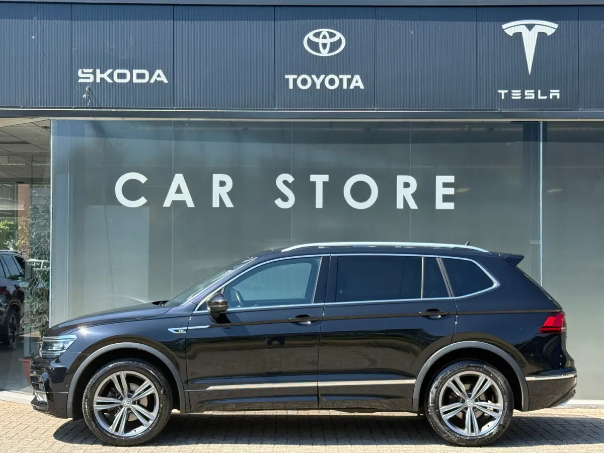 1.5 TSI Highline R-Line 7pers Pano|Leder|Stuurver|Dealer onderhouden