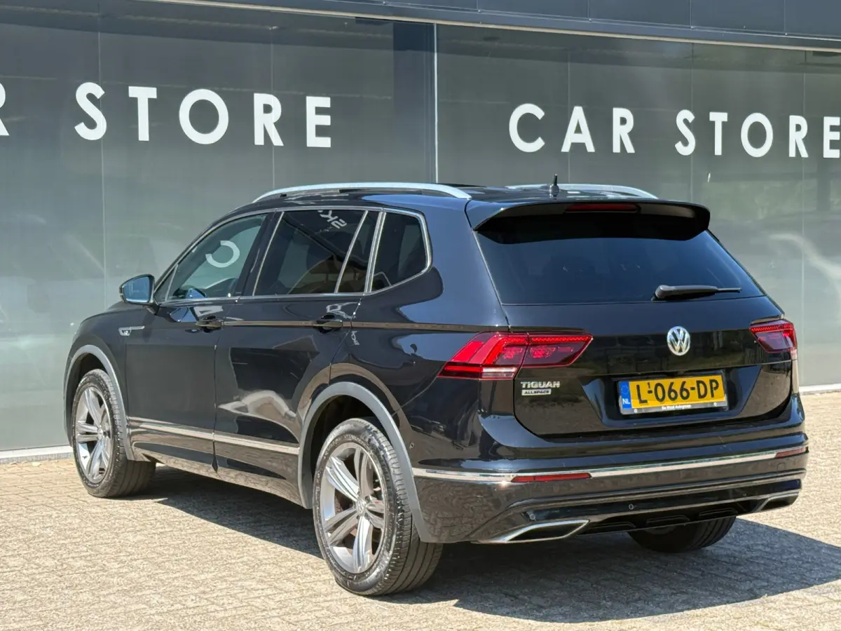 1.5 TSI Highline R-Line 7pers Pano|Leder|Stuurver|Dealer onderhouden