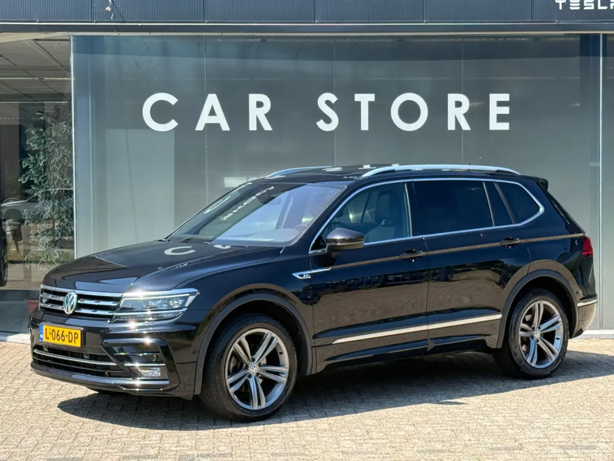 1.5 TSI Highline R-Line 7pers Pano|Leder|Stuurver|Dealer onderhouden