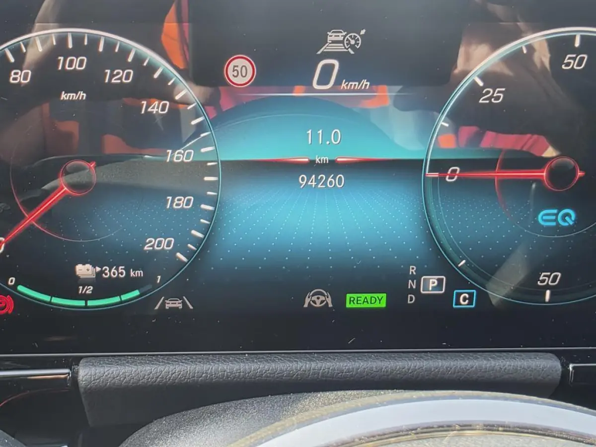 250 Business Solution Luxury 67 kWh