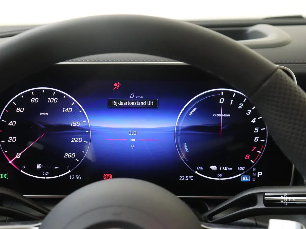 300e 4MATIC Business Solution AMG Premium Plus - Nightpakket - Trekhaak - Distronic - Panoramdak - Carplay