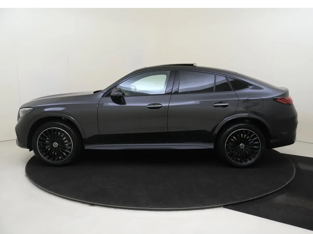 300e 4MATIC Business Solution AMG Premium Plus - Nightpakket - Trekhaak - Distronic - Panoramdak - Carplay