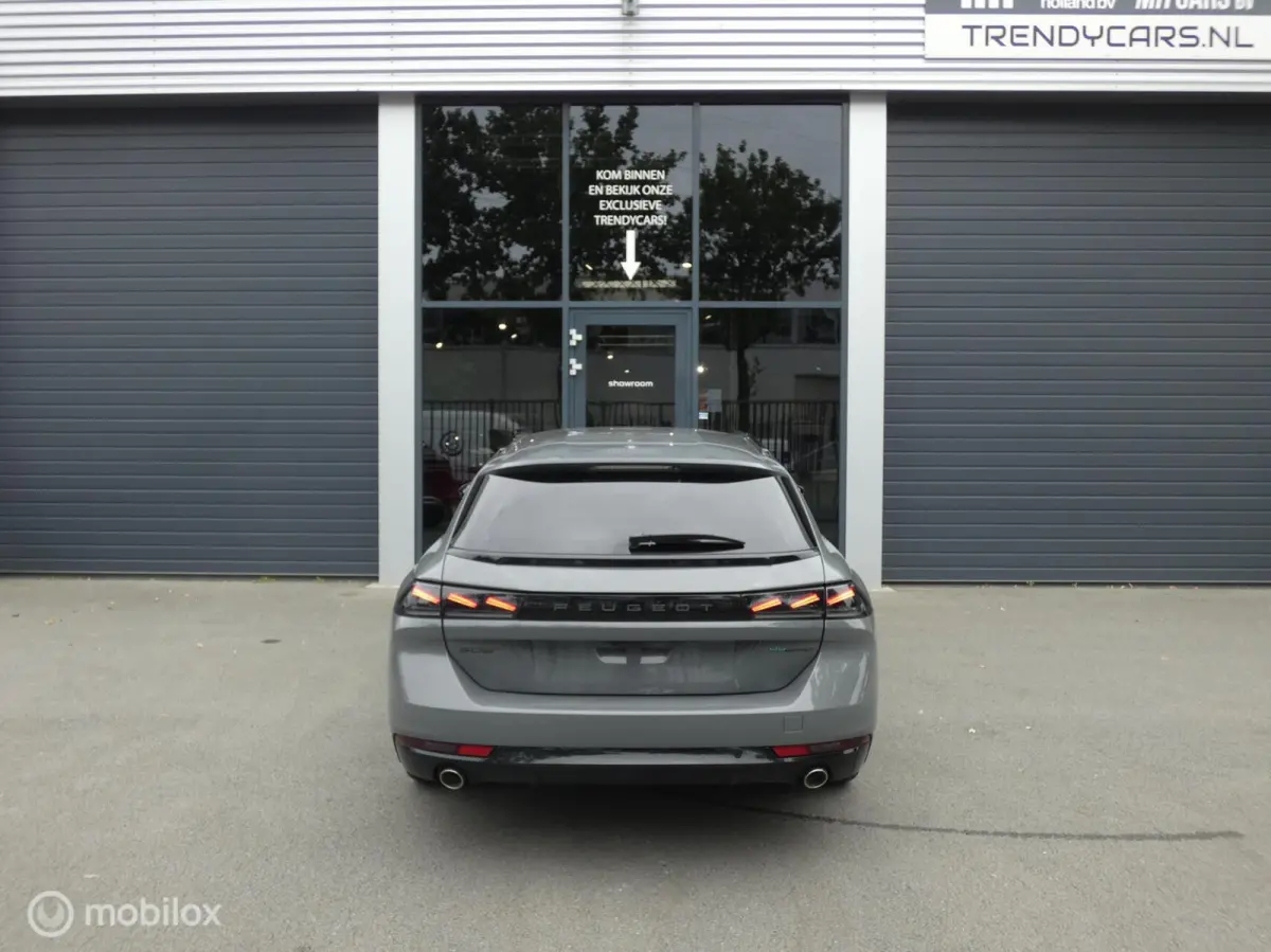 1.6 HYbrid 180 e-EAT8 Allure Avantage