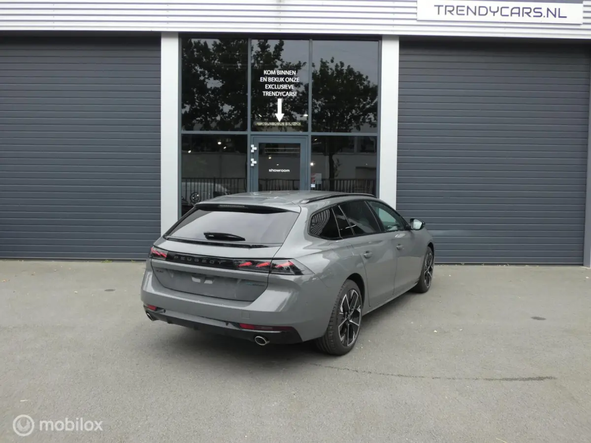 1.6 HYbrid 180 e-EAT8 Allure Avantage
