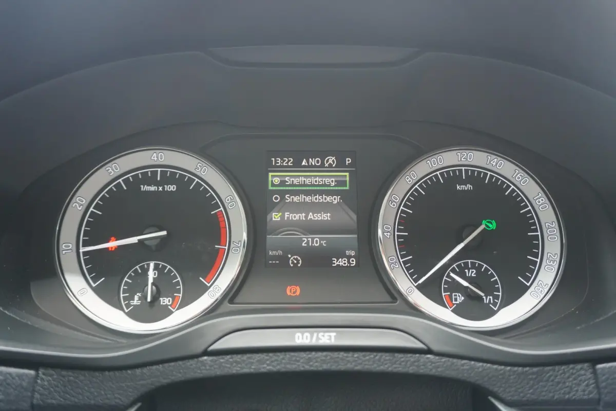 1.5 TSI 150pk DSG ACT Business Edition | Trekhaak | Navigatie | SmartLink | PDC Voor & Achter