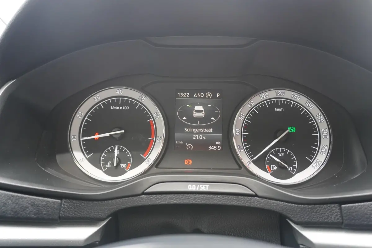 1.5 TSI 150pk DSG ACT Business Edition | Trekhaak | Navigatie | SmartLink | PDC Voor & Achter
