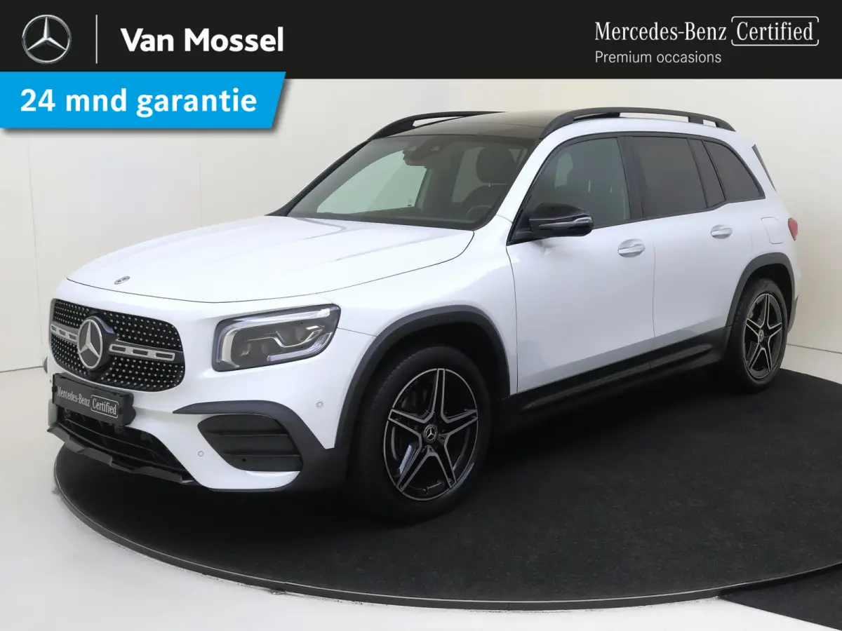 180 Business Solution AMG Panoramadak / Memory Seats / Parkeercamera / Nightpakket / Sfeerverlichting /