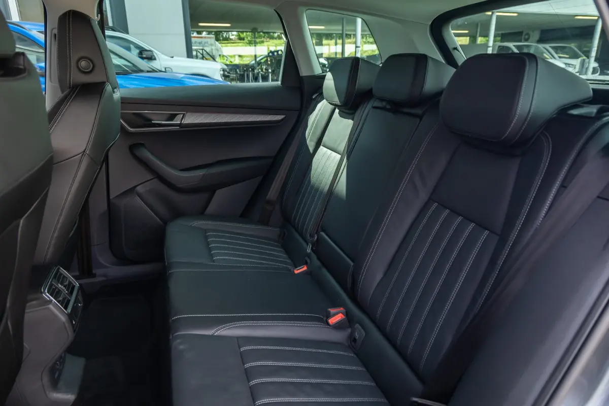 1.5 TSI ACT Business Edition Plus | Leder | Camera | Cruise control adaptief | Stoel+stuur verwarming | Keyless entry/start | Apple Carplay/Android Auto | Digitaal dashboard | | Achteruitrij