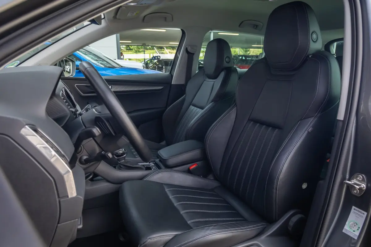 1.5 TSI ACT Business Edition Plus | Leder | Camera | Cruise control adaptief | Stoel+stuur verwarming | Keyless entry/start | Apple Carplay/Android Auto | Digitaal dashboard | | Achteruitrij