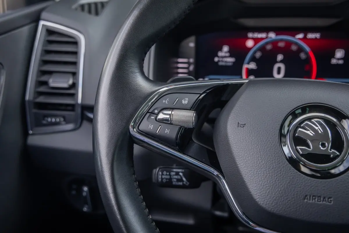 1.5 TSI ACT Business Edition Plus | Leder | Camera | Cruise control adaptief | Stoel+stuur verwarming | Keyless entry/start | Apple Carplay/Android Auto | Digitaal dashboard | | Achteruitrij