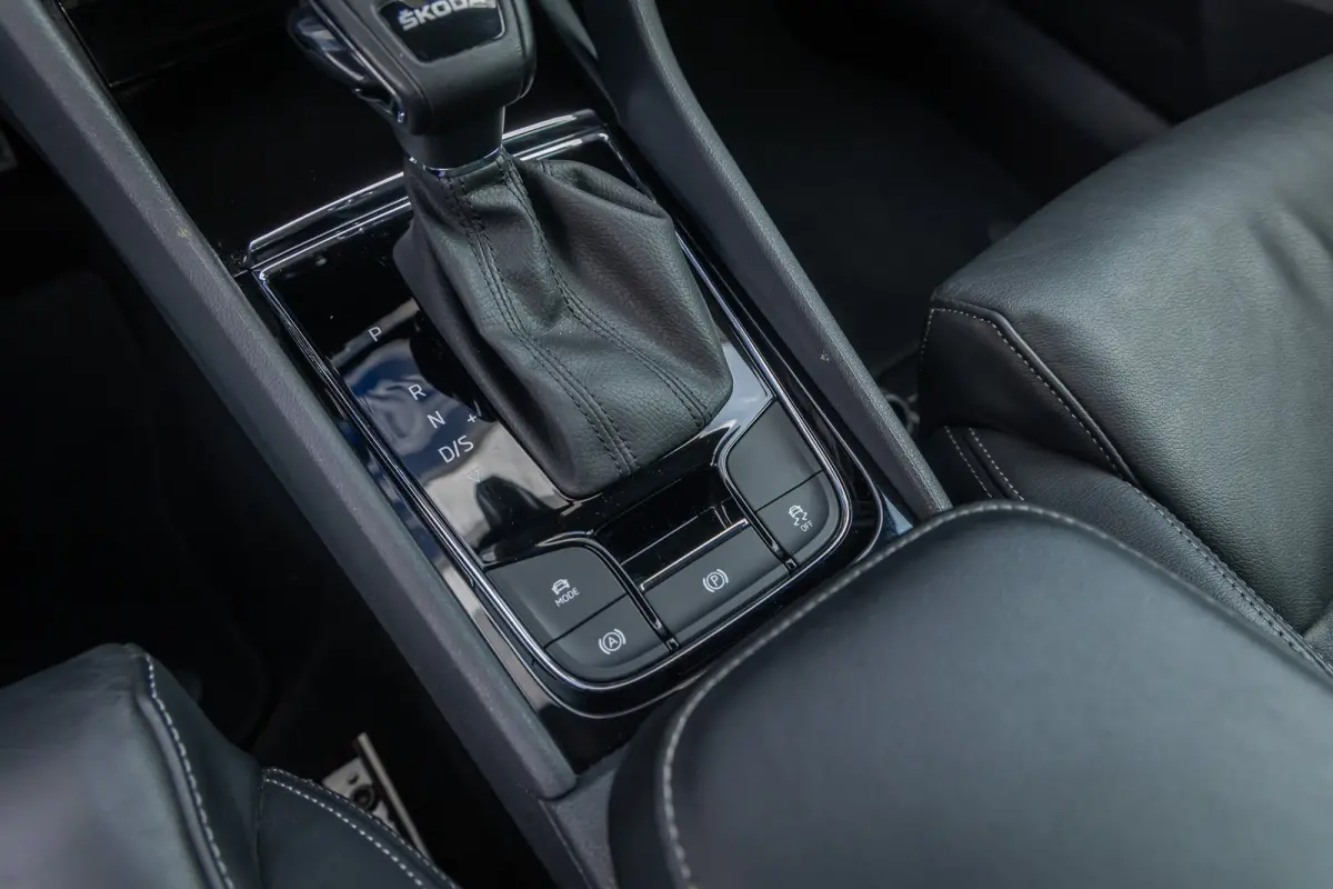 1.5 TSI ACT Business Edition Plus | Leder | Camera | Cruise control adaptief | Stoel+stuur verwarming | Keyless entry/start | Apple Carplay/Android Auto | Digitaal dashboard | | Achteruitrij