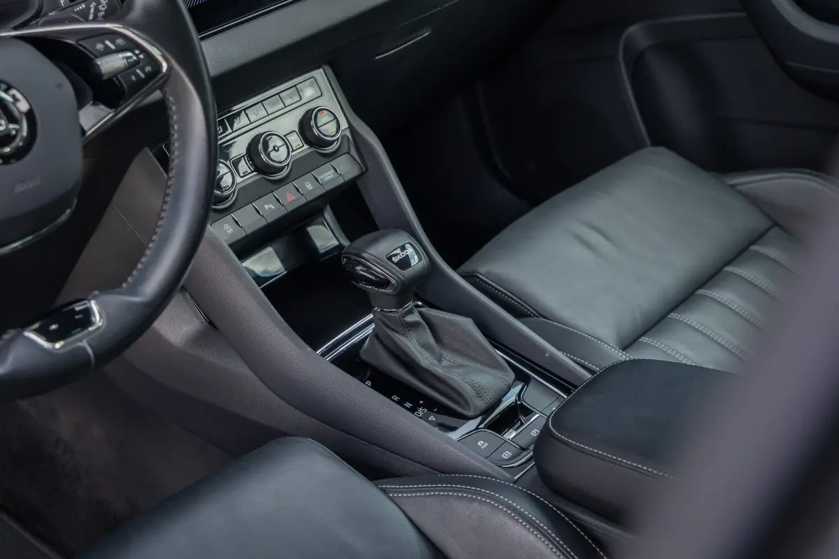1.5 TSI ACT Business Edition Plus | Leder | Camera | Cruise control adaptief | Stoel+stuur verwarming | Keyless entry/start | Apple Carplay/Android Auto | Digitaal dashboard | | Achteruitrij