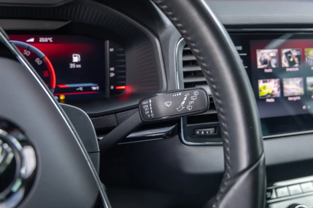 1.5 TSI ACT Business Edition Plus | Leder | Camera | Cruise control adaptief | Stoel+stuur verwarming | Keyless entry/start | Apple Carplay/Android Auto | Digitaal dashboard | | Achteruitrij